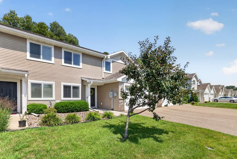 5155 61st St NW, Rochester, MN 55901