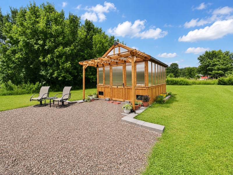 617 E Minnesota Ave, Randall, MN 56475