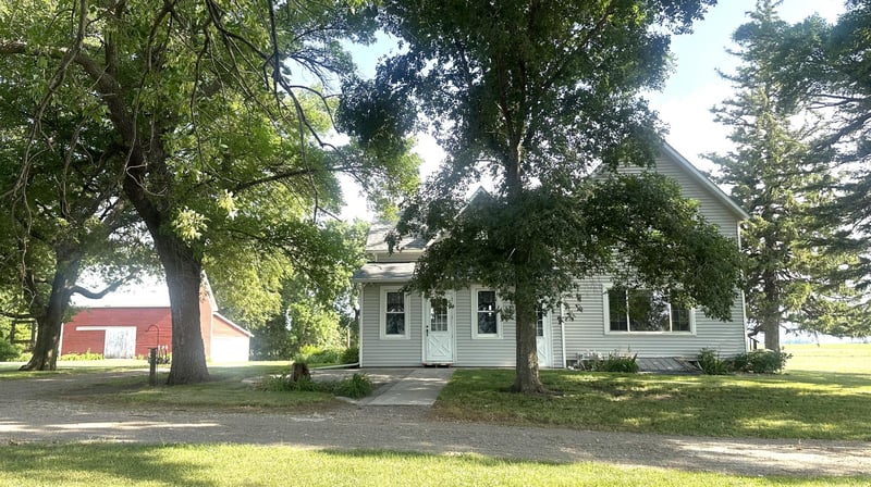 5010 20th St SW, Montevideo, MN 56265