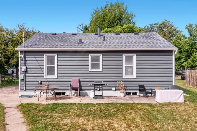 4429 6th St NE, Columbia Heights, MN 55421