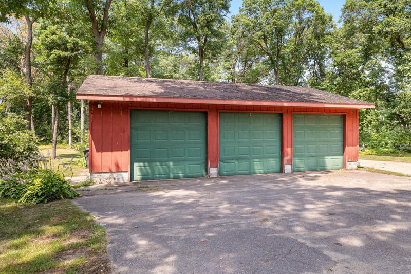 14173 Derosier Dr, Little Falls, MN 56345