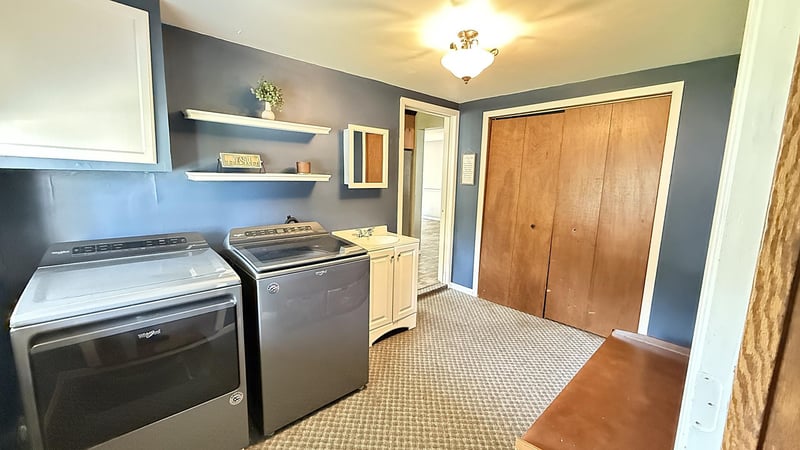 237 E Dahlstrom Ave, Appleton, MN 56208