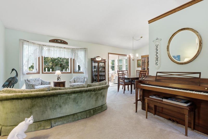 1063 Sunwood Park Ln, Waite Park, MN 56387