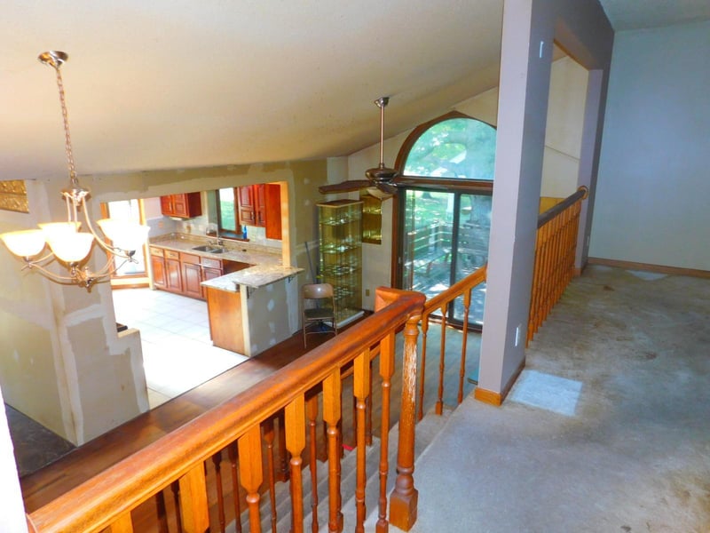 2091 Oakridge St, Saint Paul, MN 55119