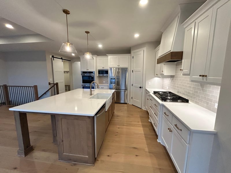 4048 Arbor Dr, Woodbury, MN 55129