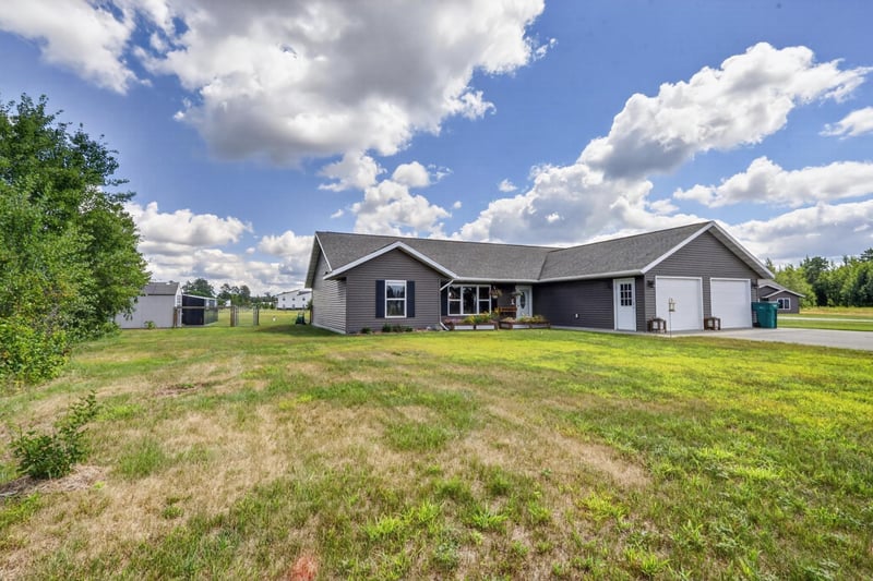 7996 Moidore Dr NW, Bemidji, MN 56601