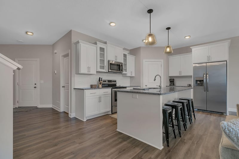 8582 Edmonson Way NE, Monticello, MN 55362