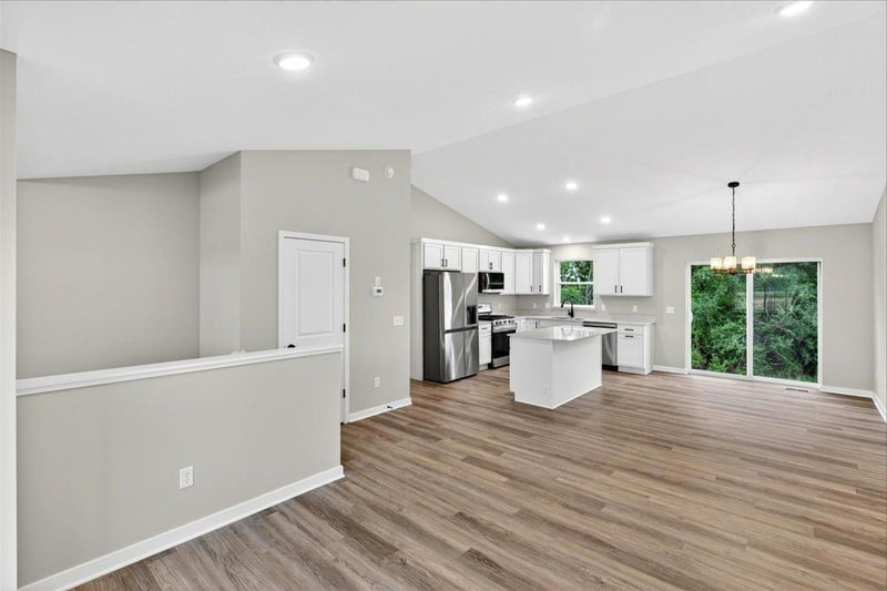 37528 Greenway Ave, North Branch, MN 55056