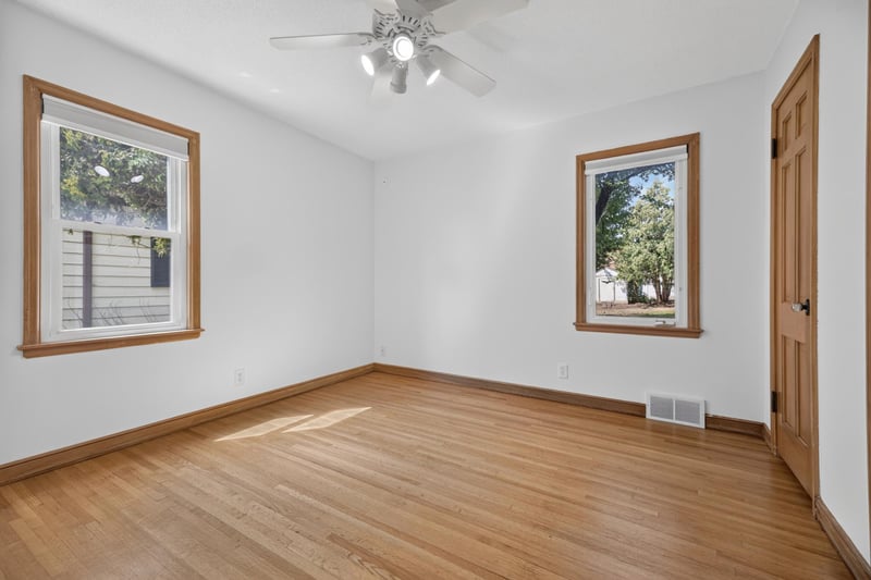 804 4th St, Farmington, MN 55024