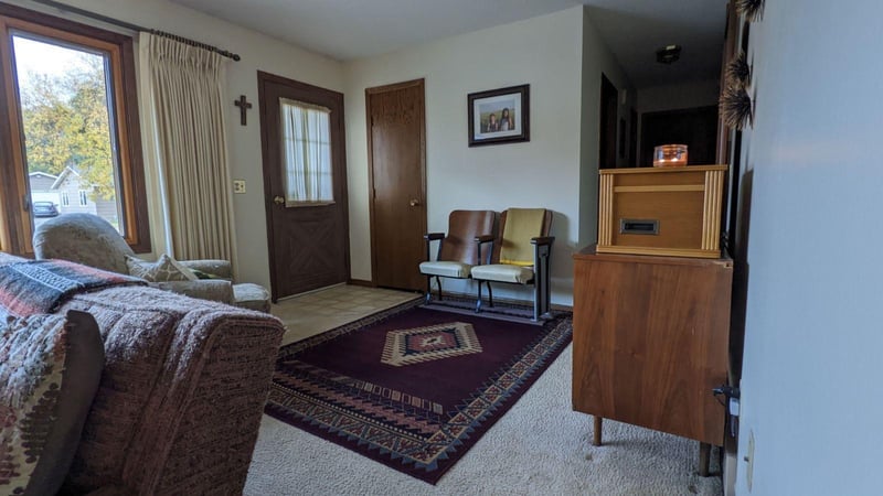 109 12th St NW, Faribault, MN 55021