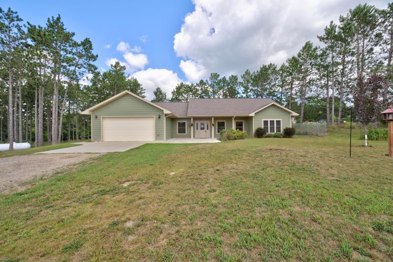 50738 Vinewood Trl, Bemidji, MN 56601