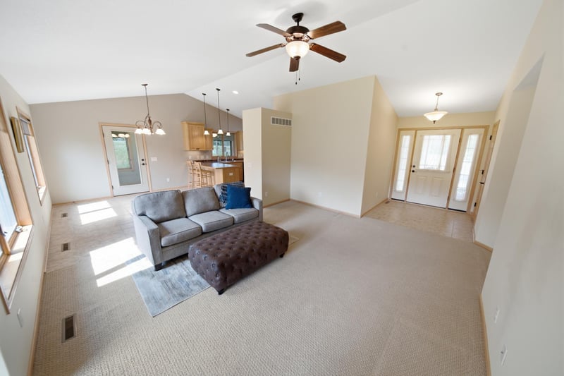1407 Woodland Way, Lake City, MN 55041