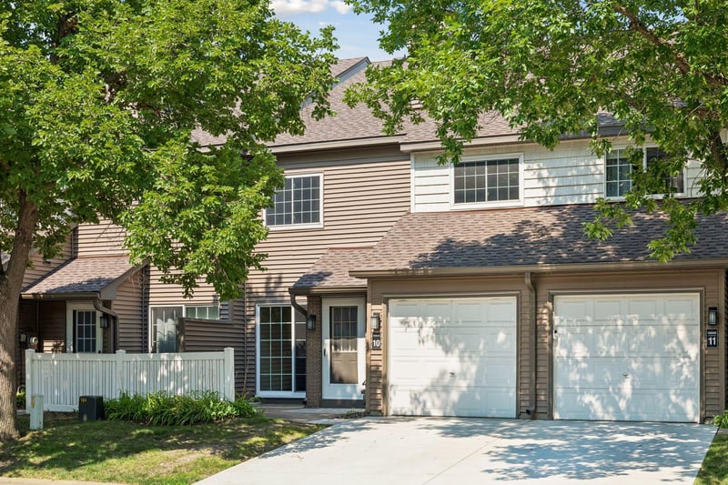 10045 Russell Ave N #10, Brooklyn Park, MN 55444