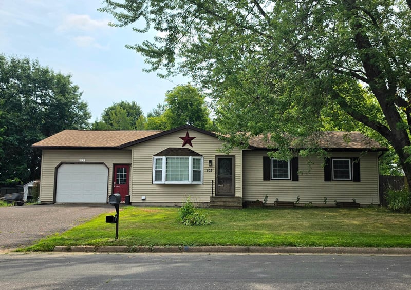 103 Elizabeth Ct S, Turtle Lake, WI 54889