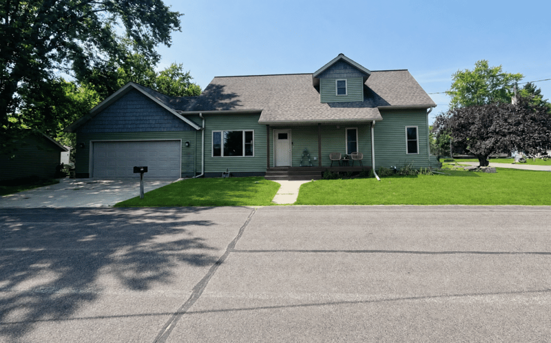 50369 Ridgeway St, Osseo, WI 54758