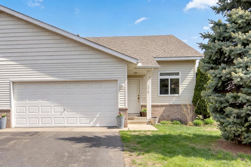 1519 Balinese St, Shakopee, MN 55379