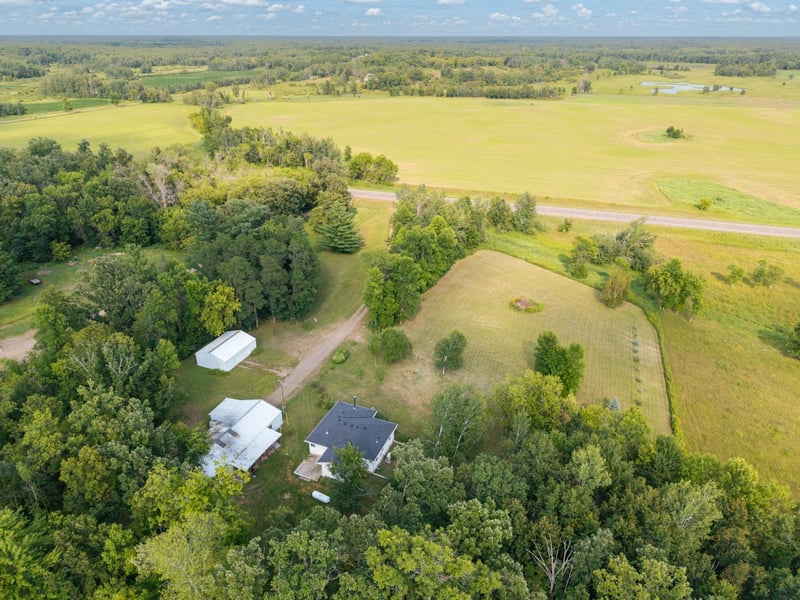 2225 Naples St, Mora, MN 55051