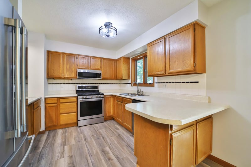 6205 Donald St, Baxter, MN 56425