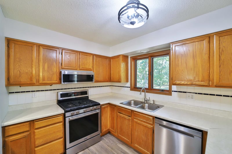 6205 Donald St, Baxter, MN 56425