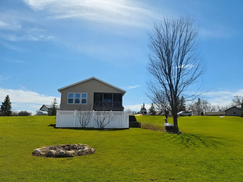 2257 Long Lake Rd, Detroit Lakes, MN 56501