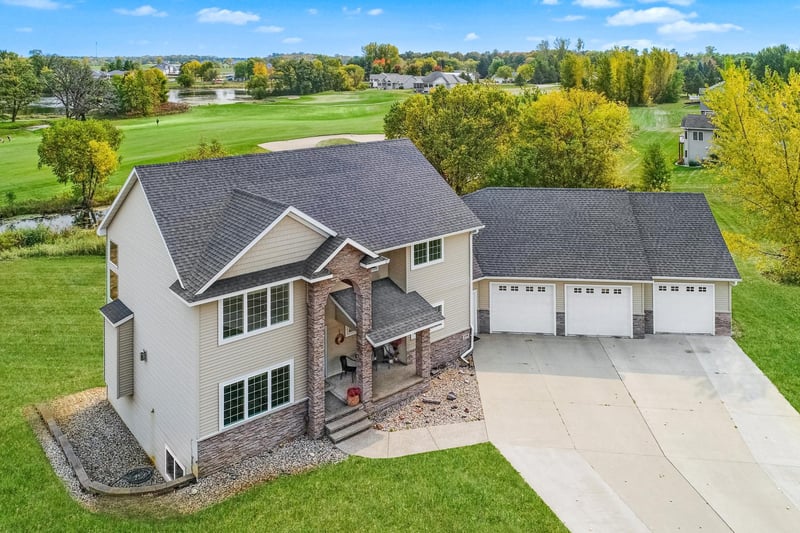 1599 Donway Ct NE, Alexandria, MN 56308