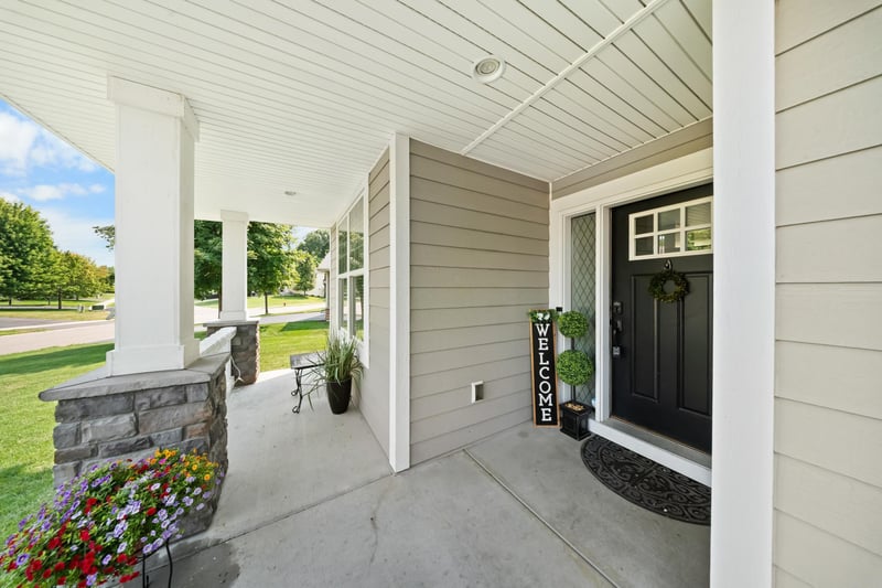 12624 Xylite St NE, Blaine, MN 55449