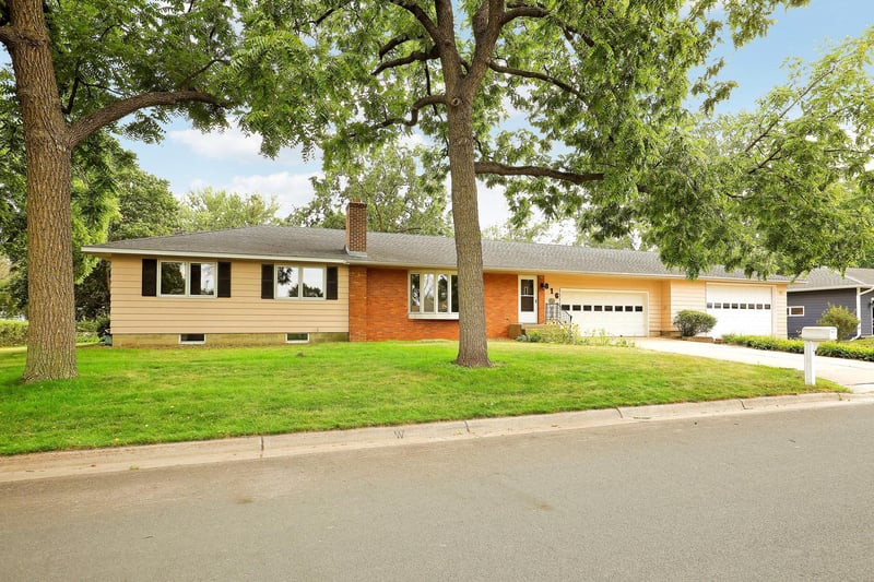 816 Maple St, Farmington, MN 55024
