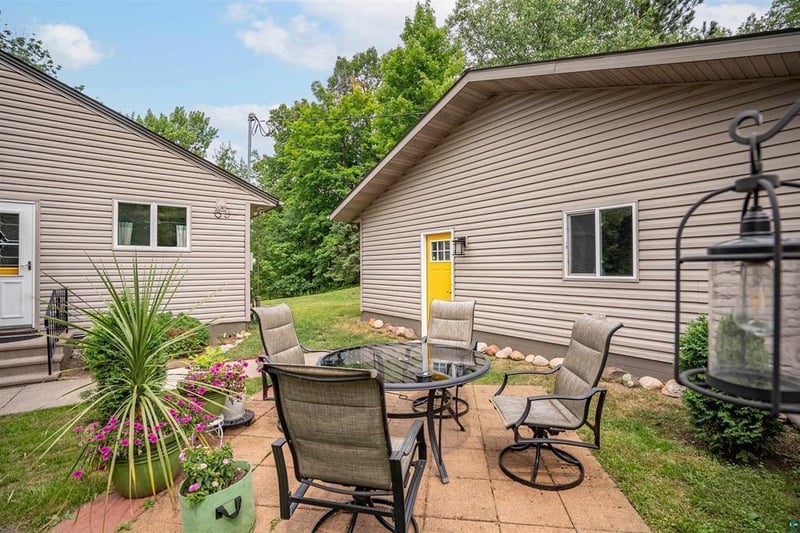 1295 Gault Rd, Wrenshall, MN 55797