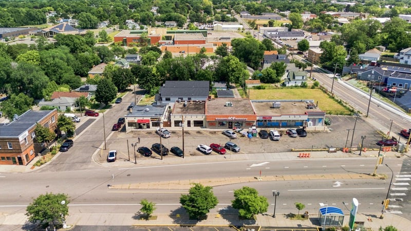 980 Dale St N, Saint Paul, MN 55117