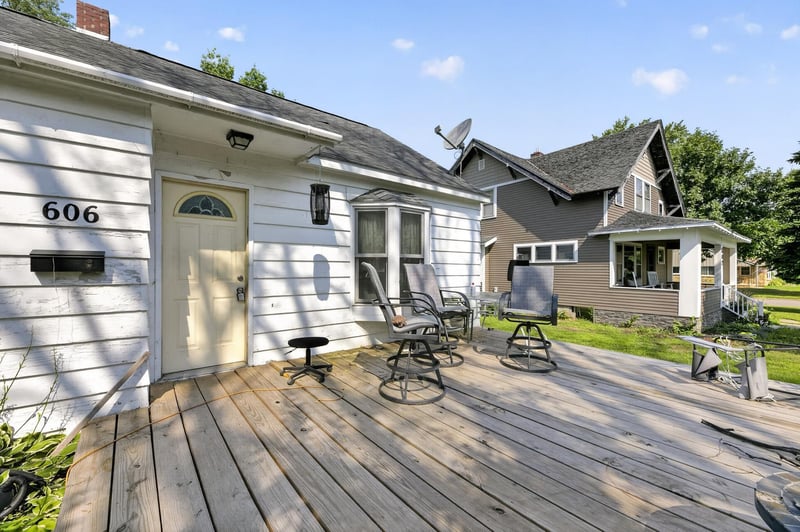 606 S Miller Ave, Litchfield, MN 55355