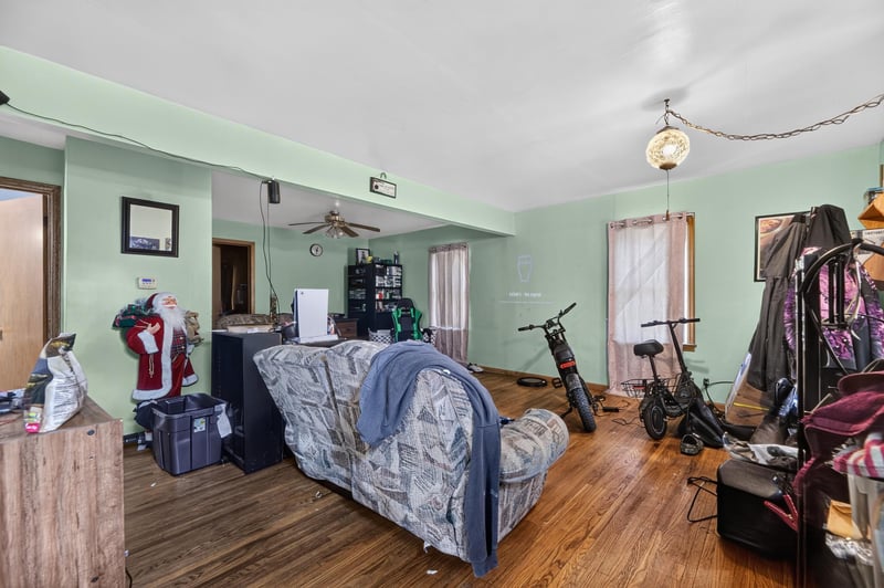 606 S Miller Ave, Litchfield, MN 55355