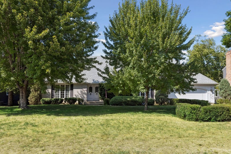4708 Aspasia Cir, Edina, MN 55435