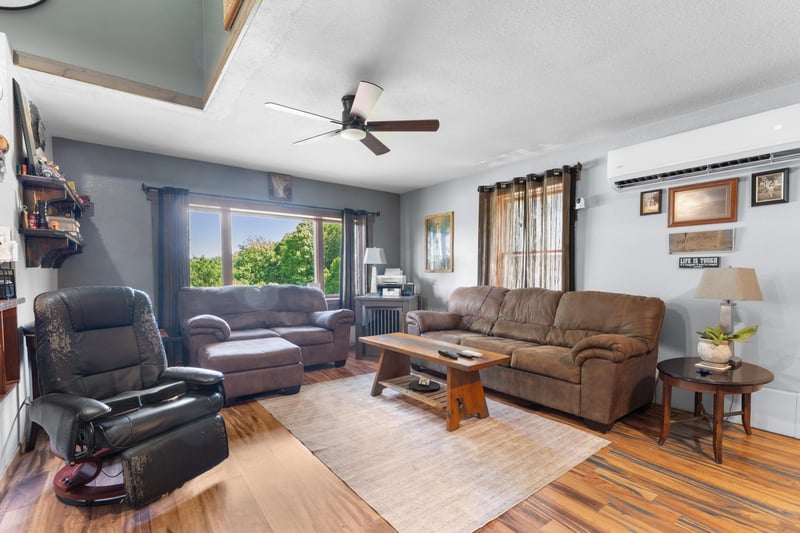 10 9th Ave NW, Oronoco, MN 55960