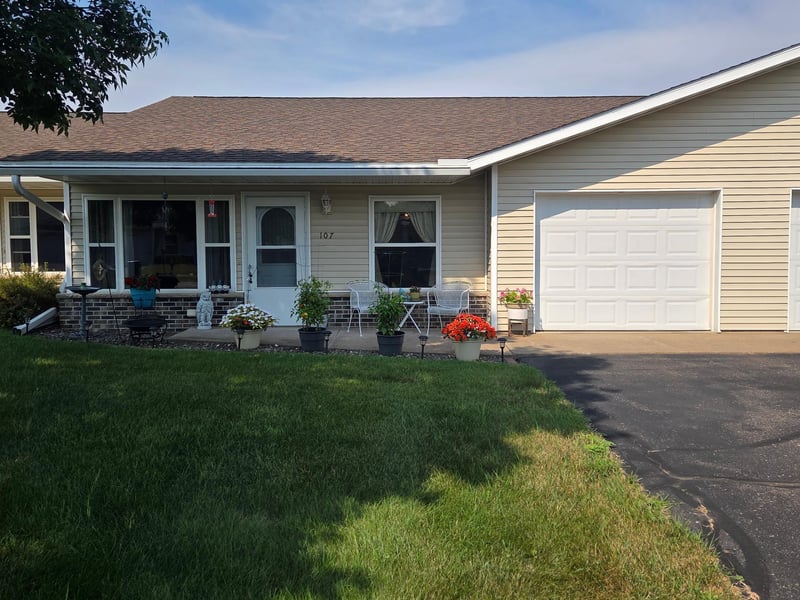 107 Pine Ridge Dr, Turtle Lake, WI 54889