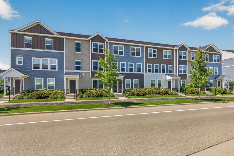 2531 Paddock Pa, Shakopee, MN 55379
