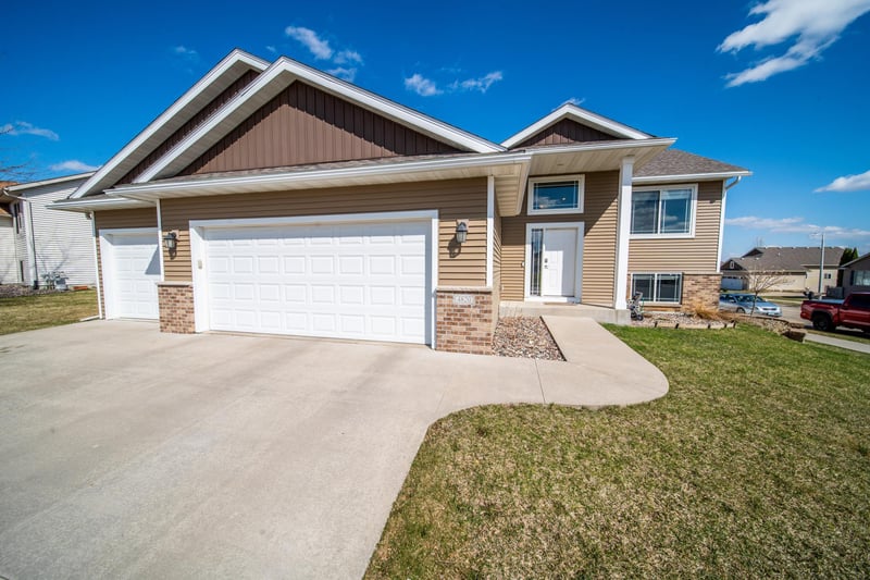 4820 Spire Ln NW, Rochester, MN 55901