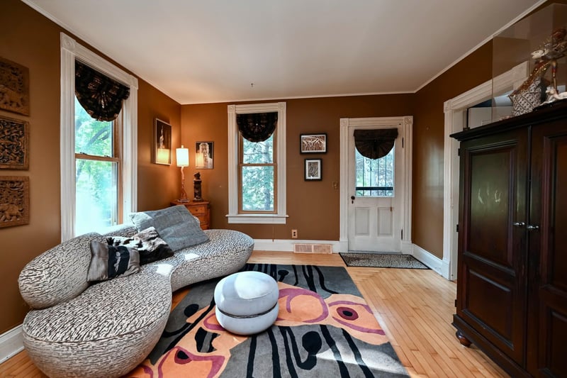 1002 Gilmore Ave, Winona, MN 55987