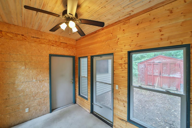 2106 White Pine Ln, Motley, MN 56466