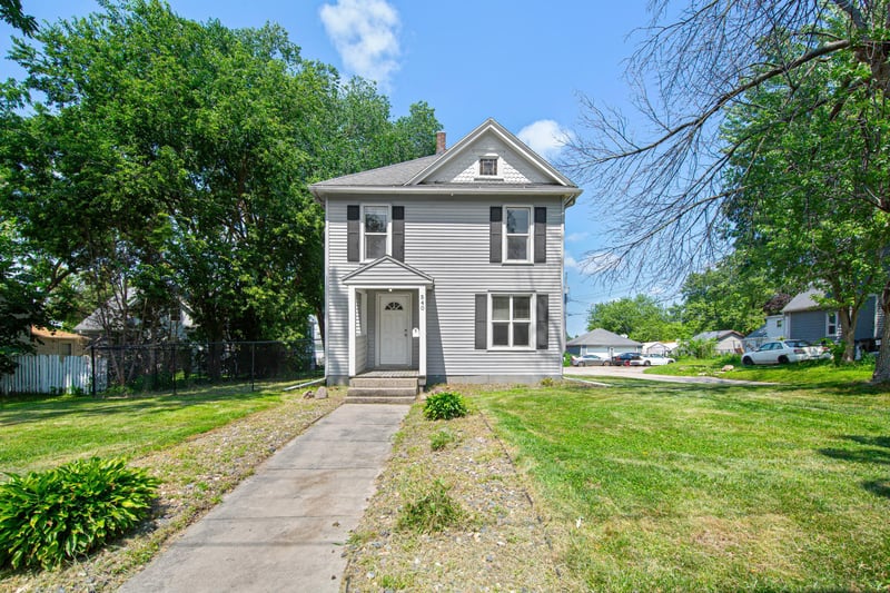 540 E Vine St, Owatonna, MN 55060