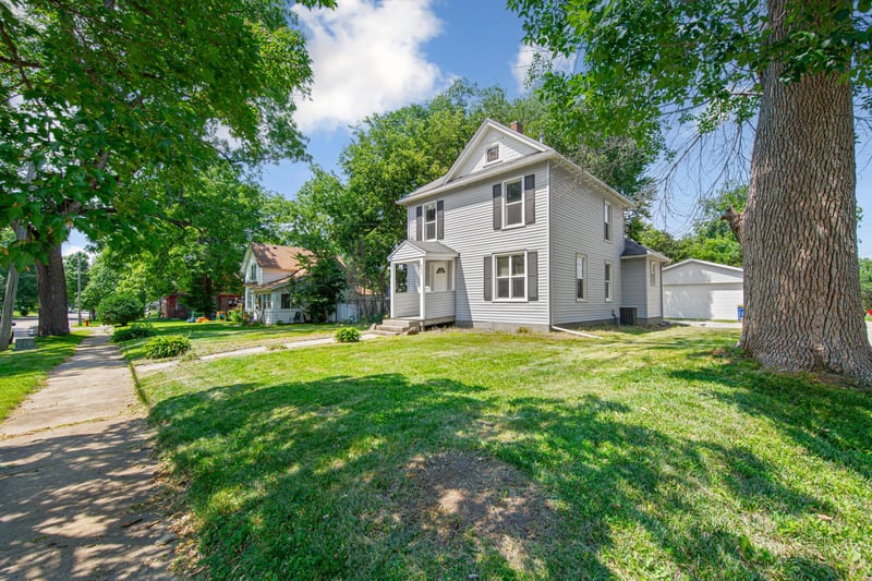 540 E Vine St, Owatonna, MN 55060