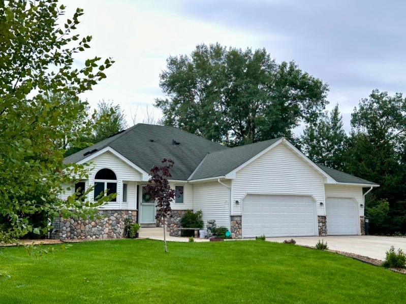 37283 Heritage Way, North Branch, MN 55056