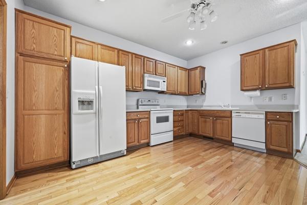 17706 38th Ave N, Plymouth, MN 55446