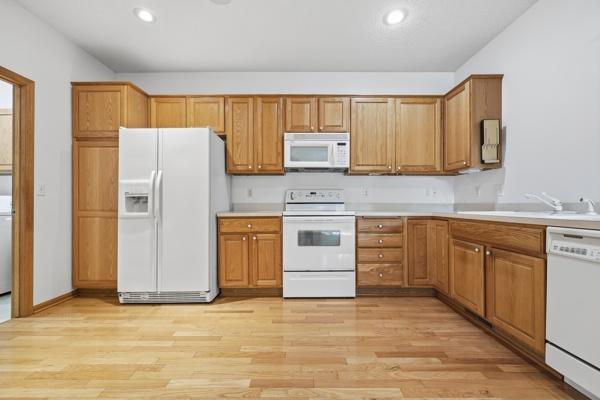 17706 38th Ave N, Plymouth, MN 55446