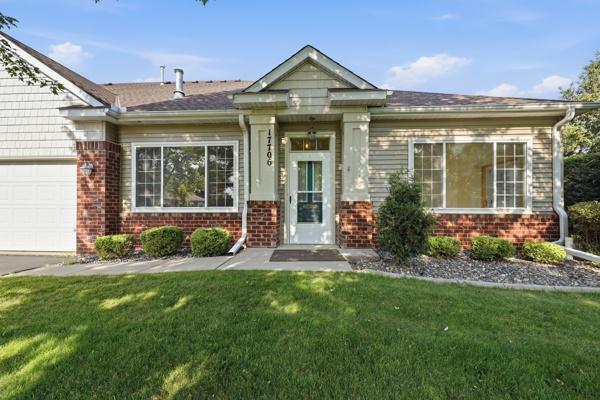 17706 38th Ave N, Plymouth, MN 55446