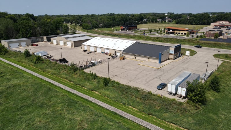 601 Central St E, Lonsdale, MN 55046