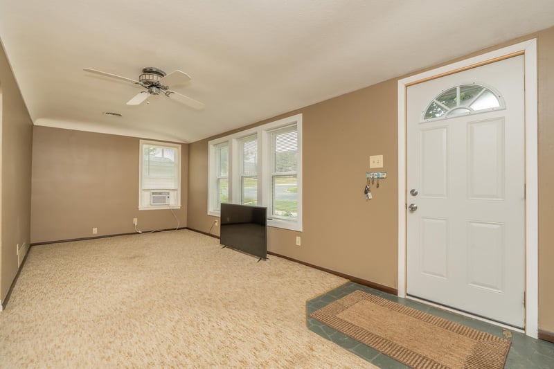 411 3rd Ave W, Shakopee, MN 55379