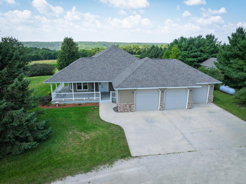 19665 Killdeer Rd, Preston, MN 55965