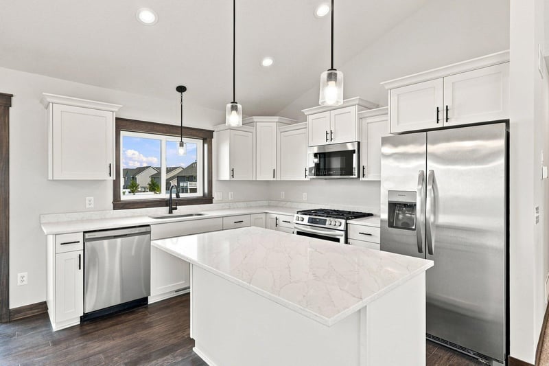 17762 Empire Trl, Lakeville, MN 55044