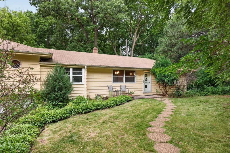 5690 Echo, Excelsior, MN 55331