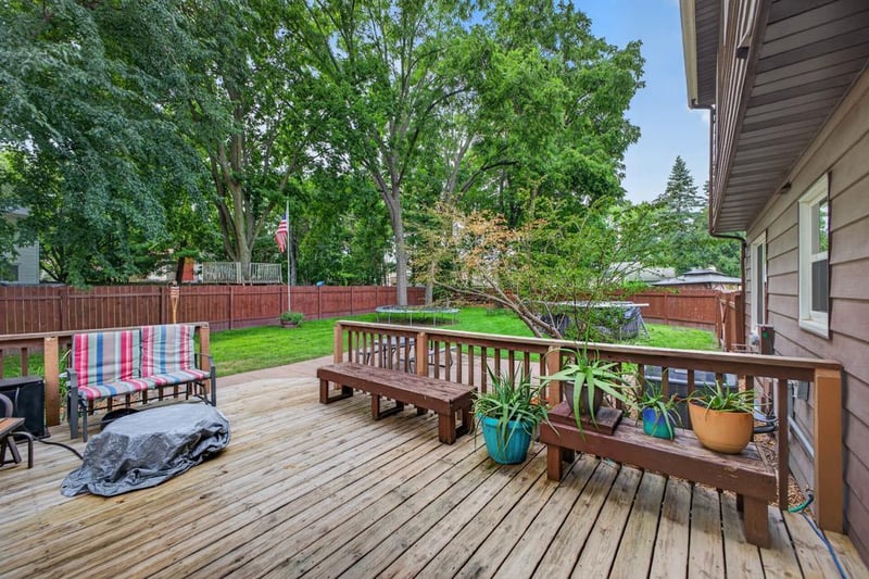 4015 Mary Ln NW, Rochester, MN 55901
